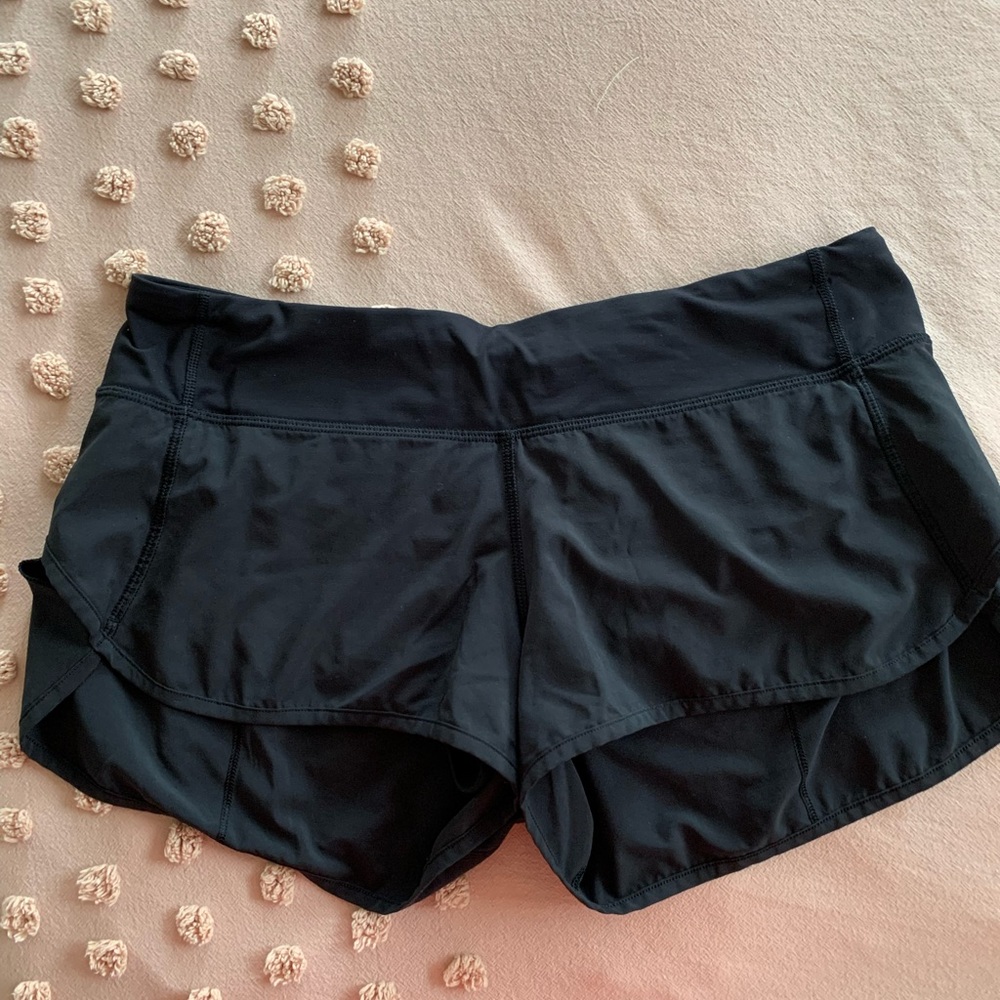 Lululemon Athletic Shorts - Size: 8 - BLACK